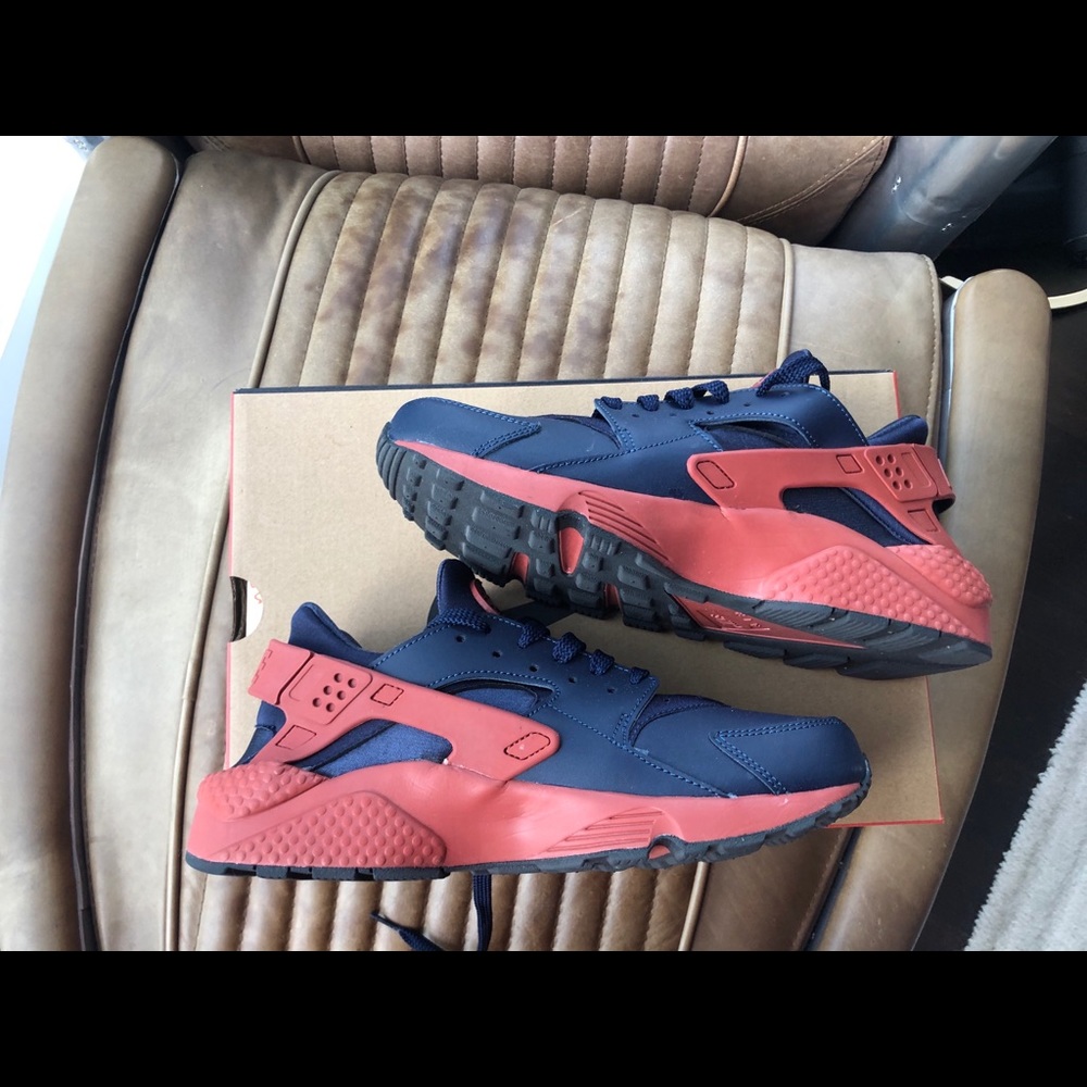 Air Huarache Size 9 Excellent Condition
